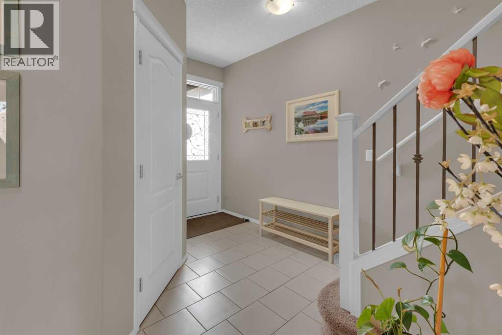 28 Cranarch Crescent SE, Calgary, Alberta  T3M 2J2 - Photo 12 - A2306433