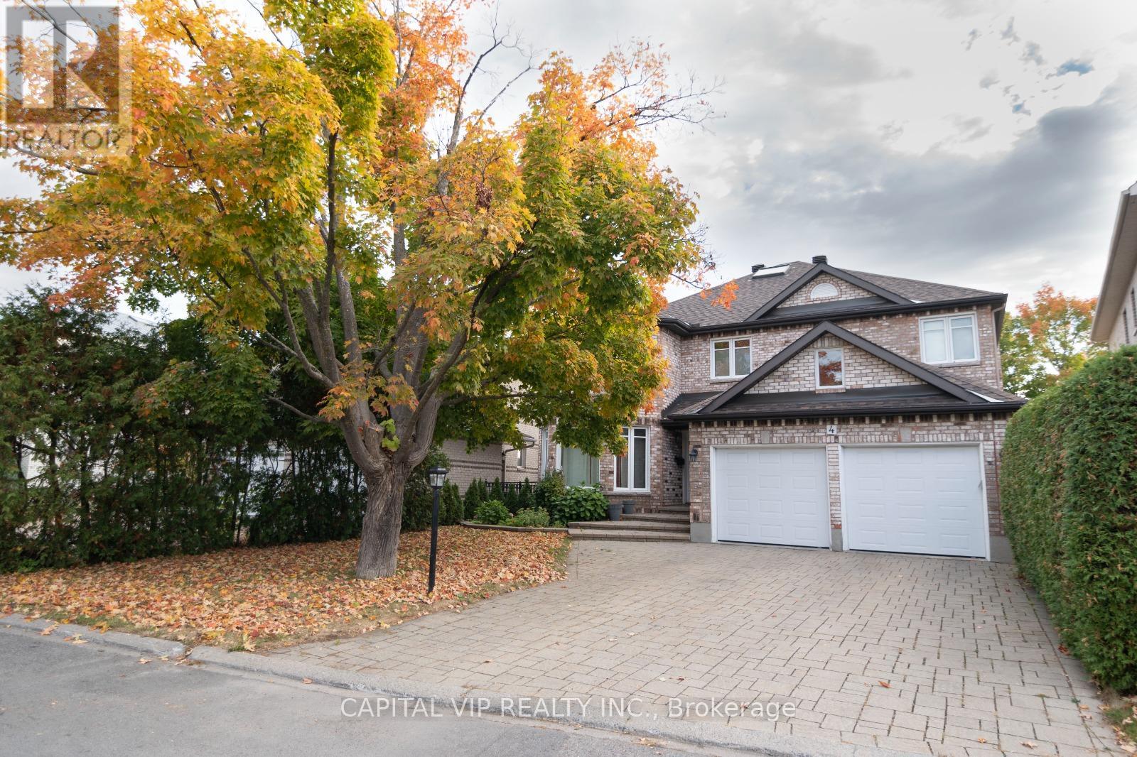 4 WELLSMERE COURT E, Ottawa, Ontario