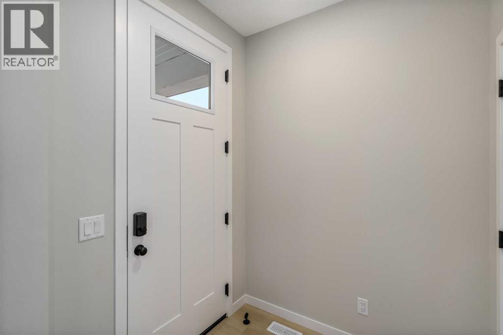 1485 Rangeview Drive SE, Calgary, Alberta  T3S 0P8 - Photo 3 - A2287676
