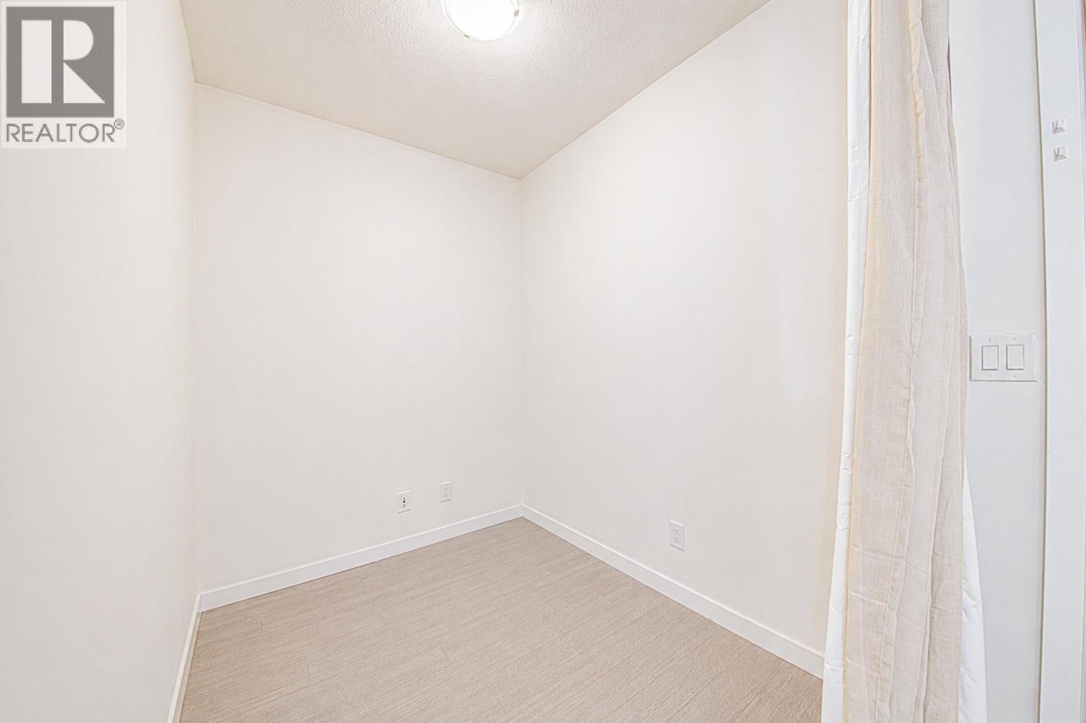 313 9877 University Crescent, Burnaby, British Columbia  V5A 0E5 - Photo 15 - R3118360