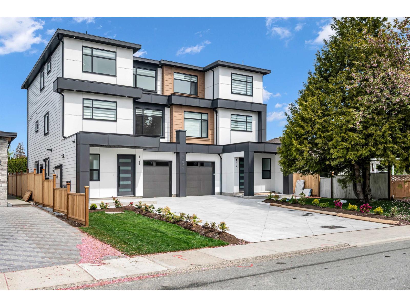 101 15371 94 Avenue, Surrey, British Columbia  V3R 1E3 - Photo 2 - R3118182