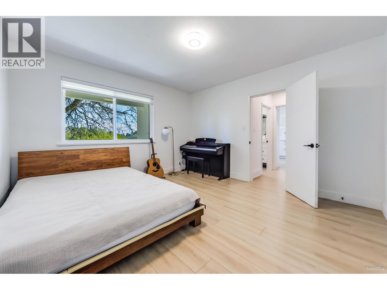 6176 Denbigh Avenue, Burnaby, British Columbia  V5H 3R5 - Photo 10 - R3118254