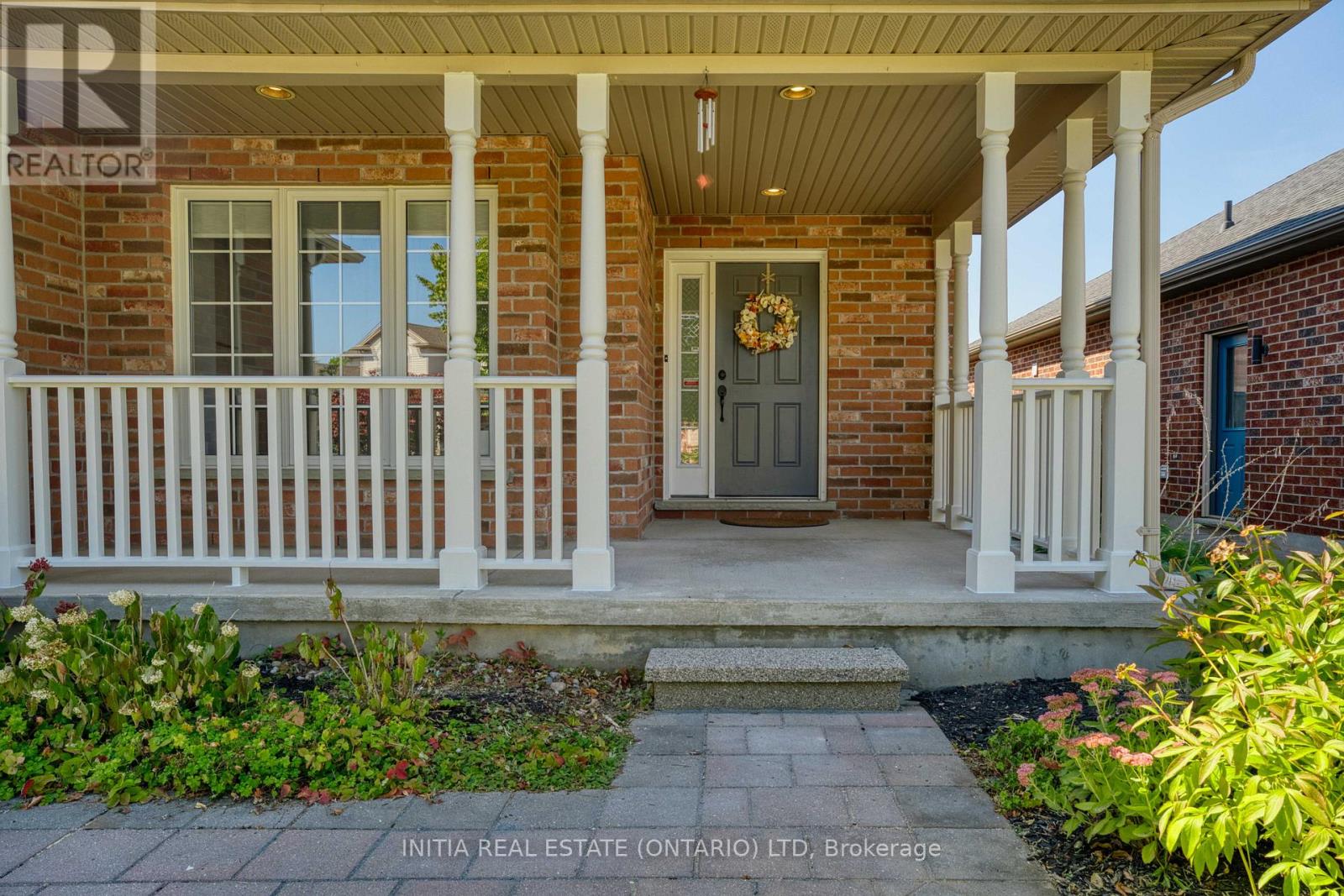 2021 Lumb Court, London North, Ontario  N6G 5J4 - Photo 3 - X13073440