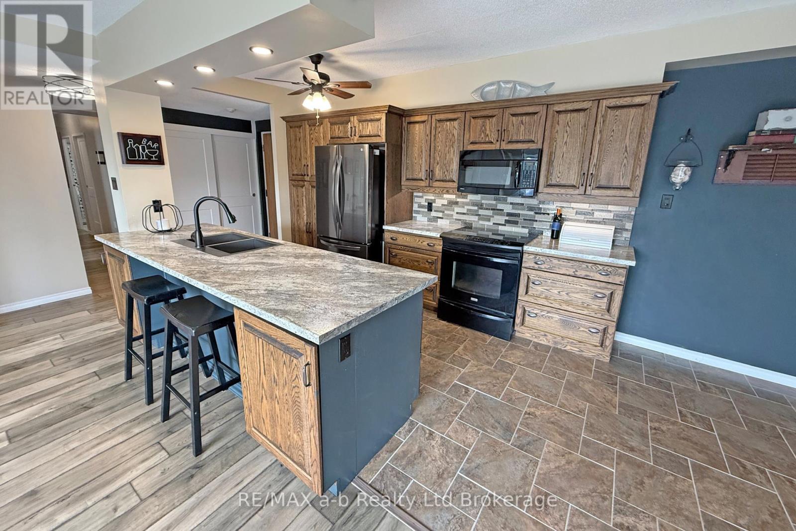 304 - 159 Ferguson Drive, Woodstock, Ontario  N4V 1A9 - Photo 11 - X13073460