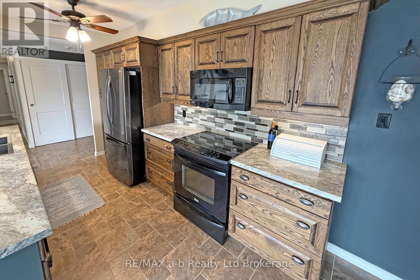 304 - 159 Ferguson Drive, Woodstock, Ontario  N4V 1A9 - Photo 13 - X13073460