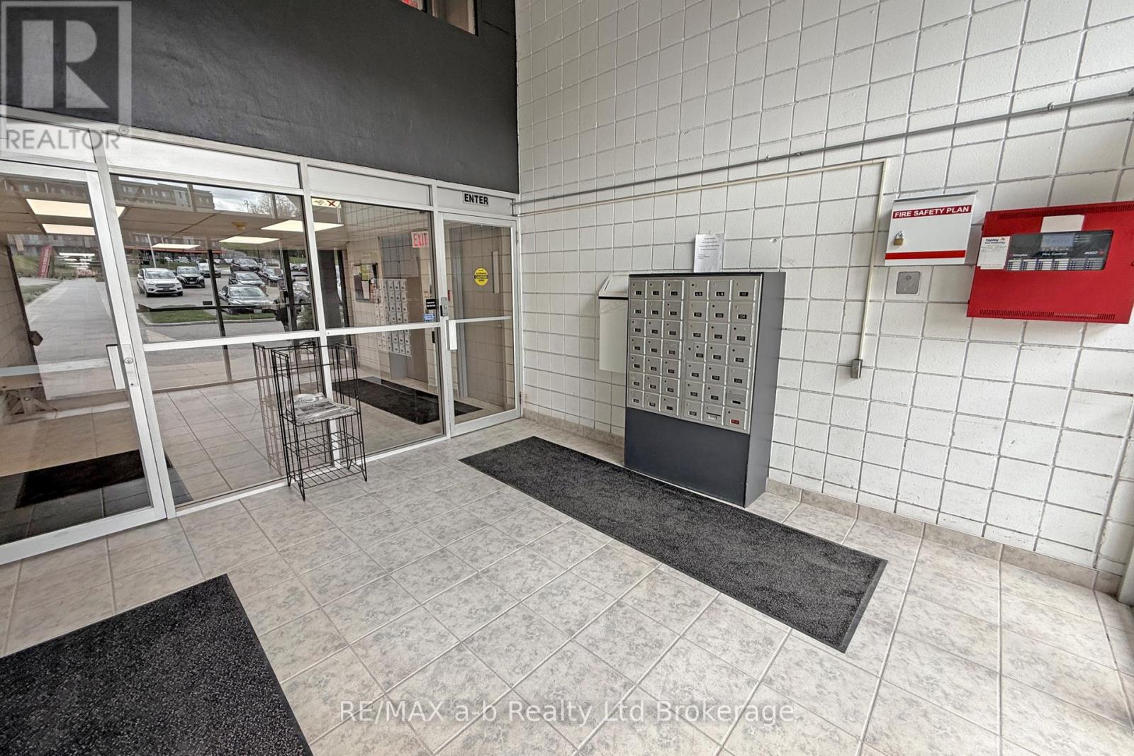 304 - 159 Ferguson Drive, Woodstock, Ontario  N4V 1A9 - Photo 5 - X13073460