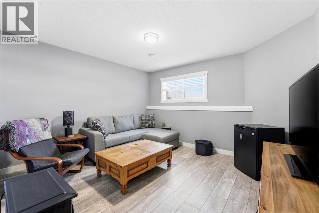 11 Aura Drive, Blackfalds, Alberta  T4M 0N3 - Photo 16 - A2306018