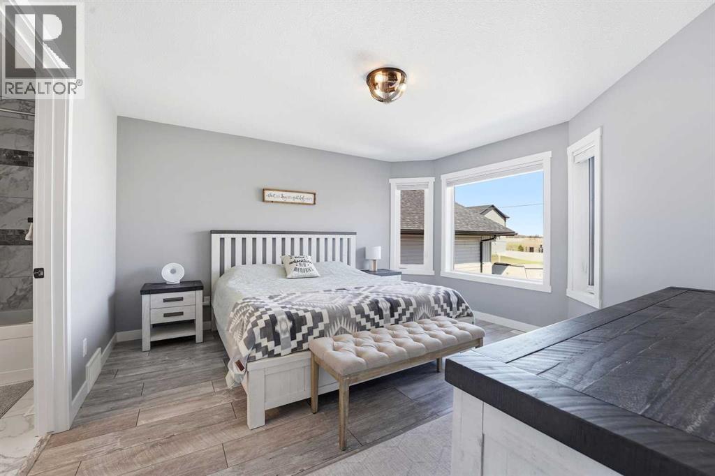 11 Aura Drive, Blackfalds, Alberta  T4M 0N3 - Photo 11 - A2306018