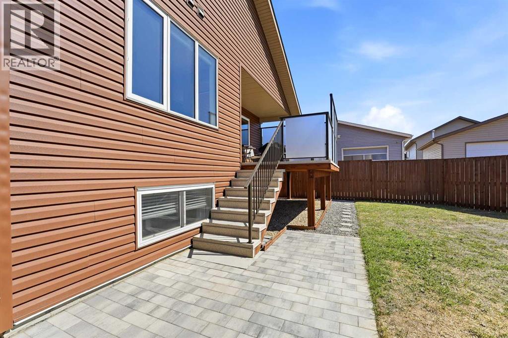 11 Aura Drive, Blackfalds, Alberta  T4M 0N3 - Photo 23 - A2306018