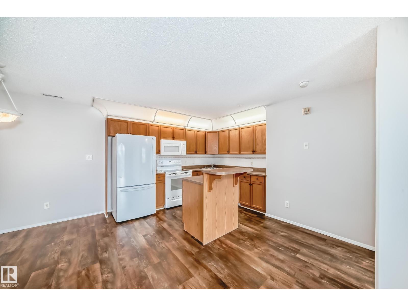 #323 16303 95 St NW, Edmonton, Alberta  T5Z 3V1 - Photo 7 - E4452076