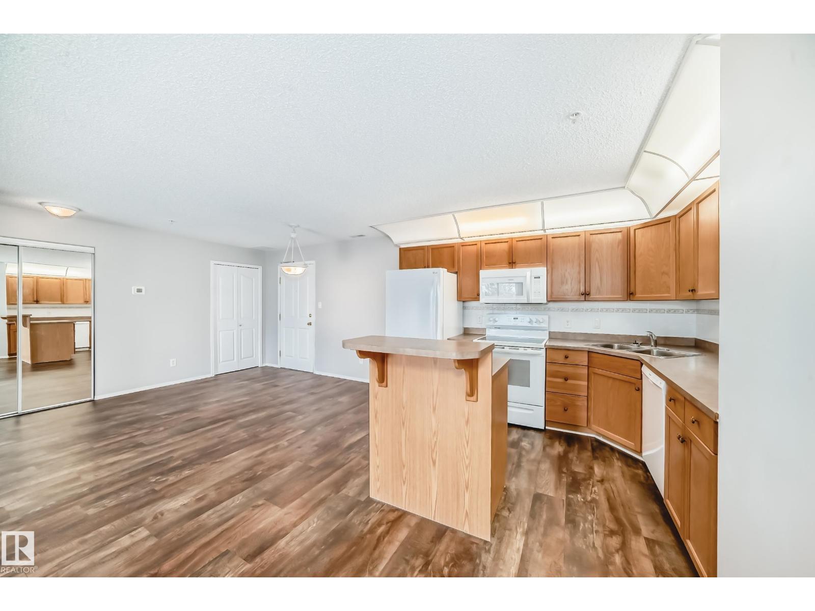 #323 16303 95 St NW, Edmonton, Alberta  T5Z 3V1 - Photo 14 - E4452076