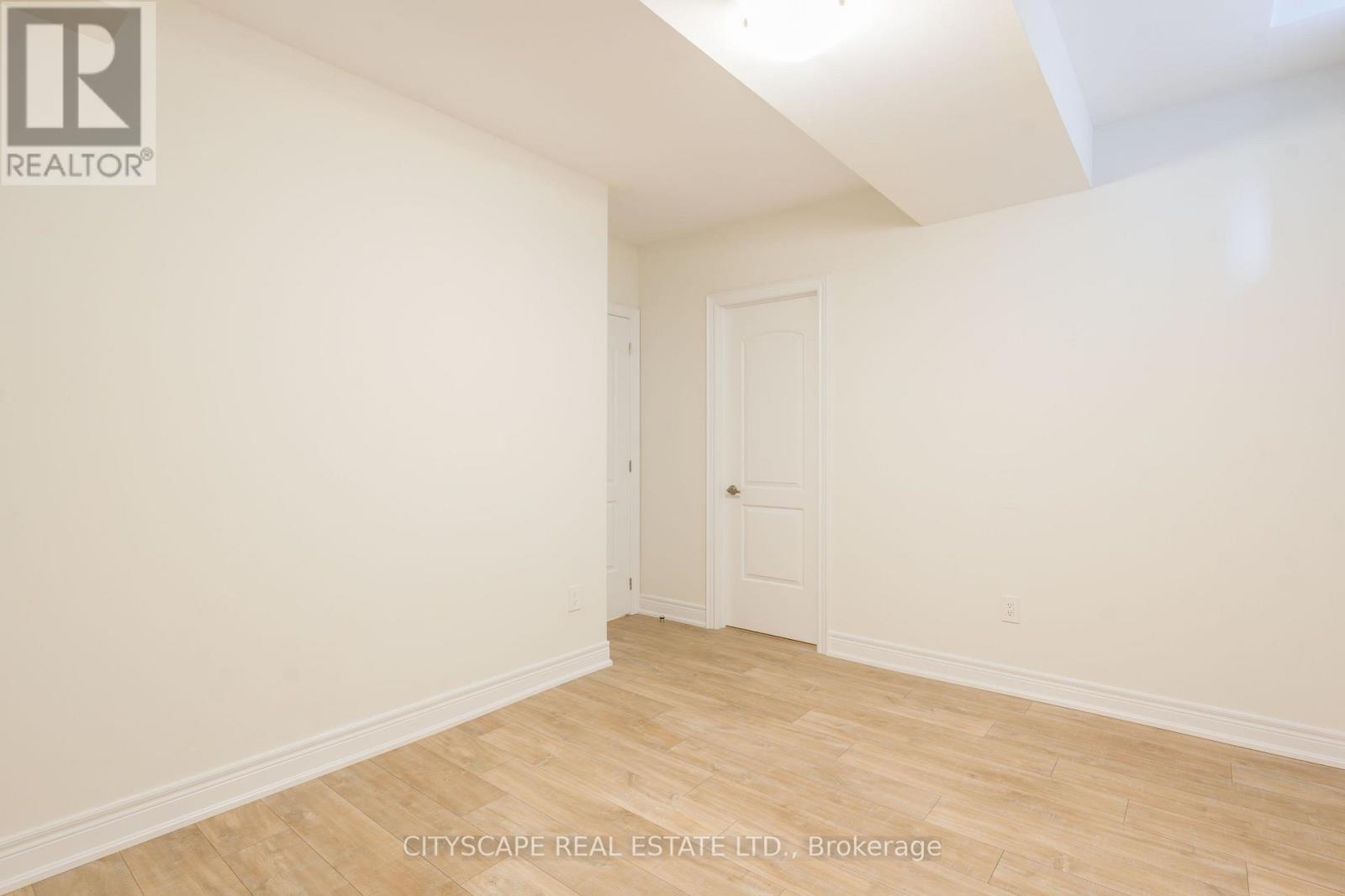 2405 Irene Crescent, Oakville, Ontario  L6M 5M2 - Photo 21 - W13070992
