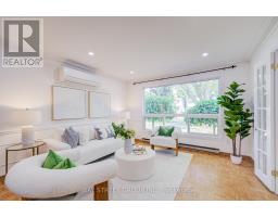 214 WILLIAM ROE BOULEVARD, Newmarket, Ontario