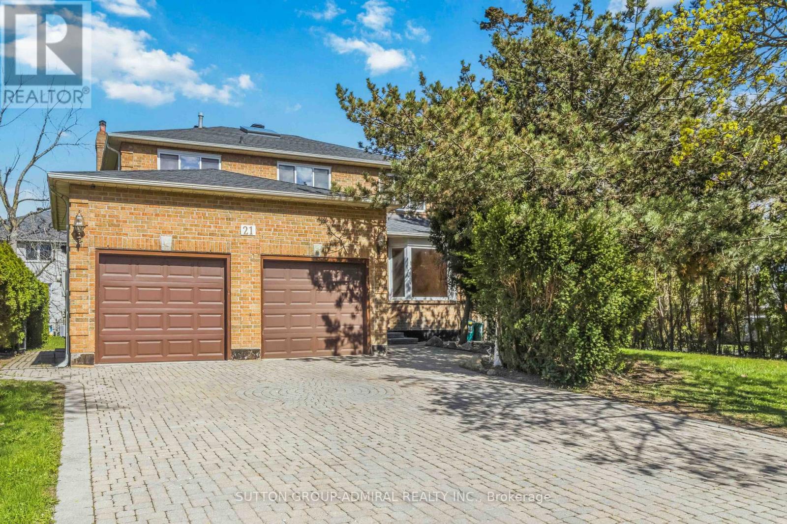 21 KERSEY CRESCENT, Richmond Hill, Ontario