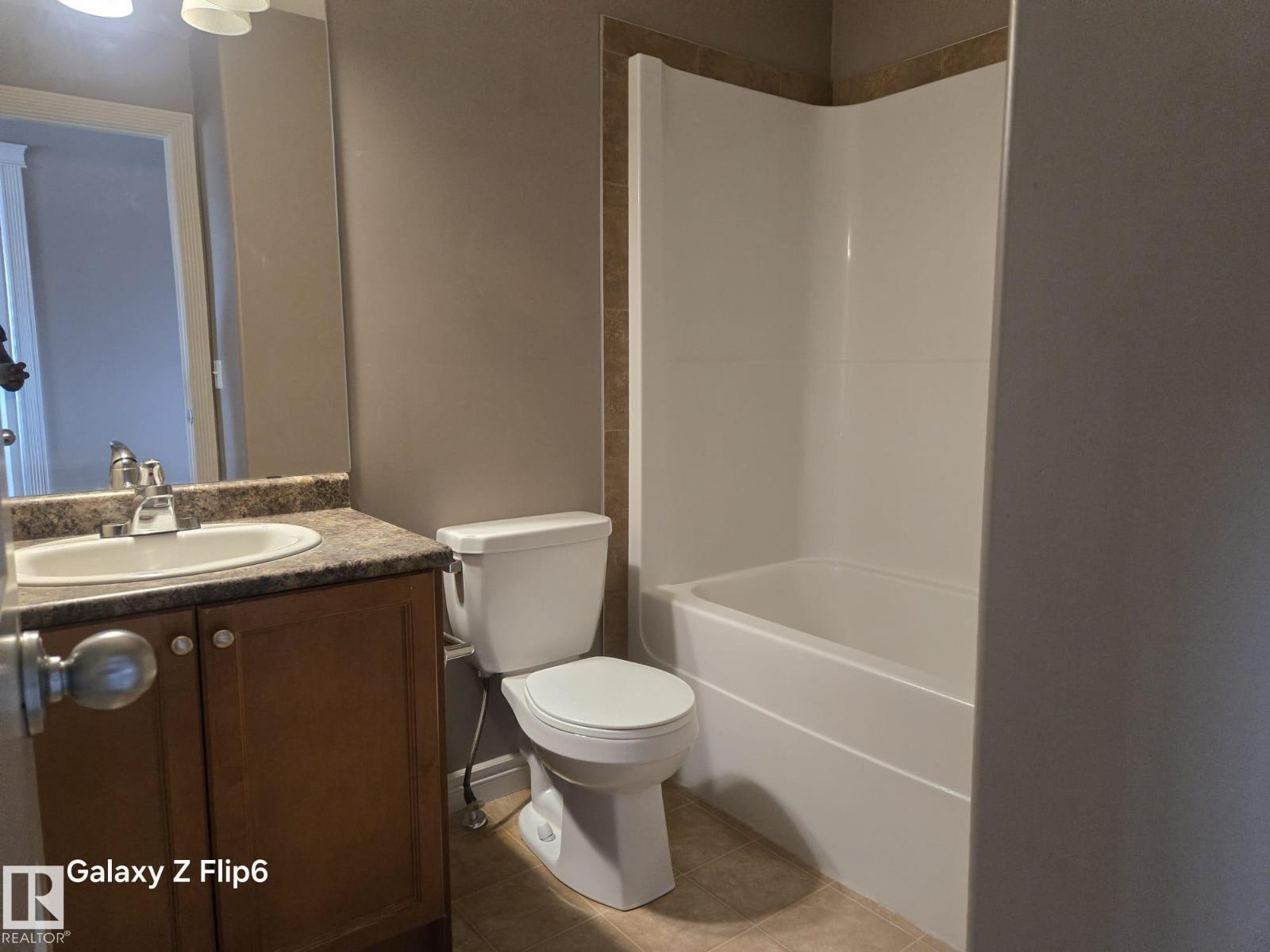 Unknown Address, ,     - Photo 23 - E4485390