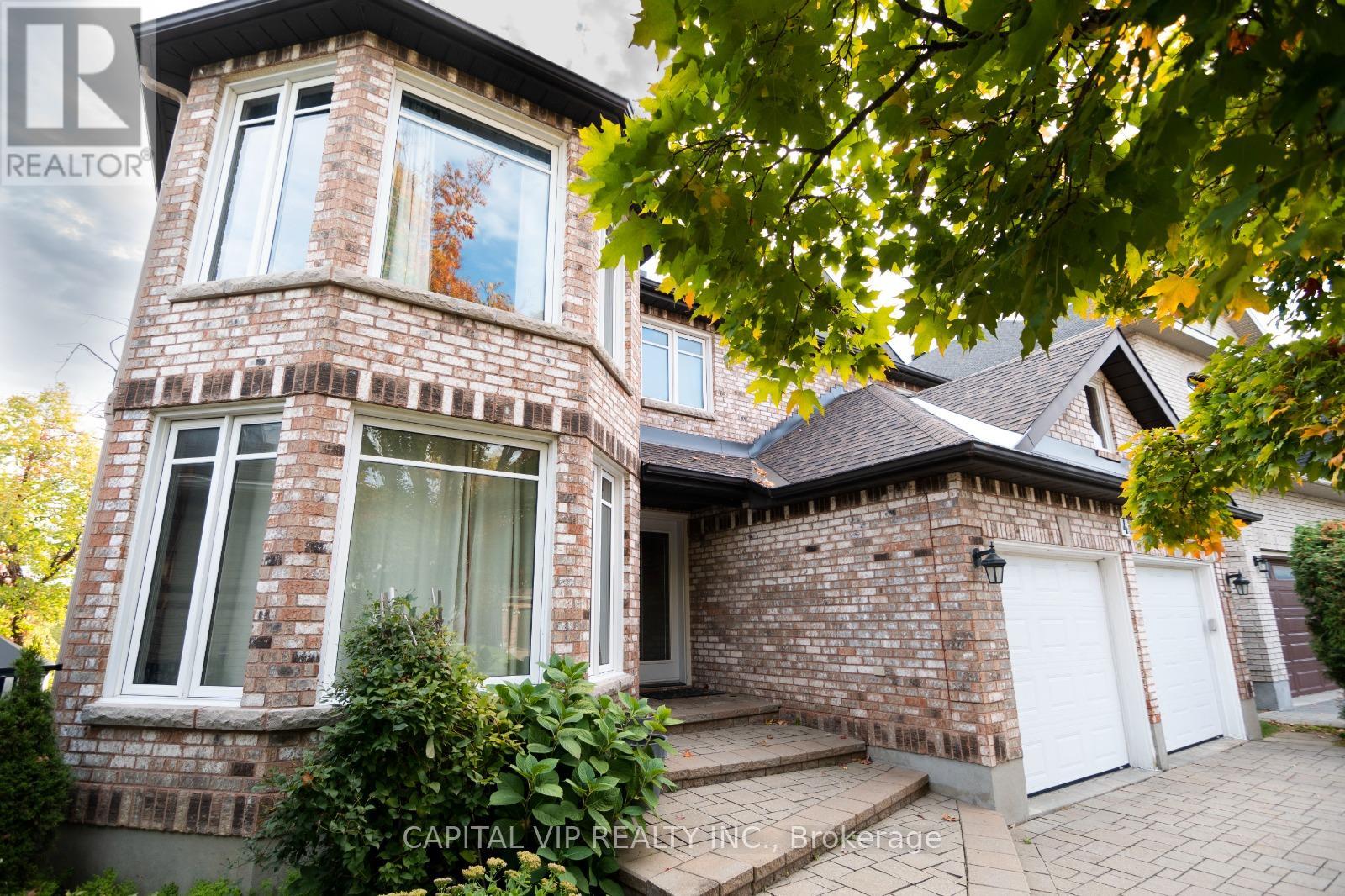 4 Wellsmere Court E, Ottawa, Ontario  K2E 8C2 - Photo 2 - X13073406