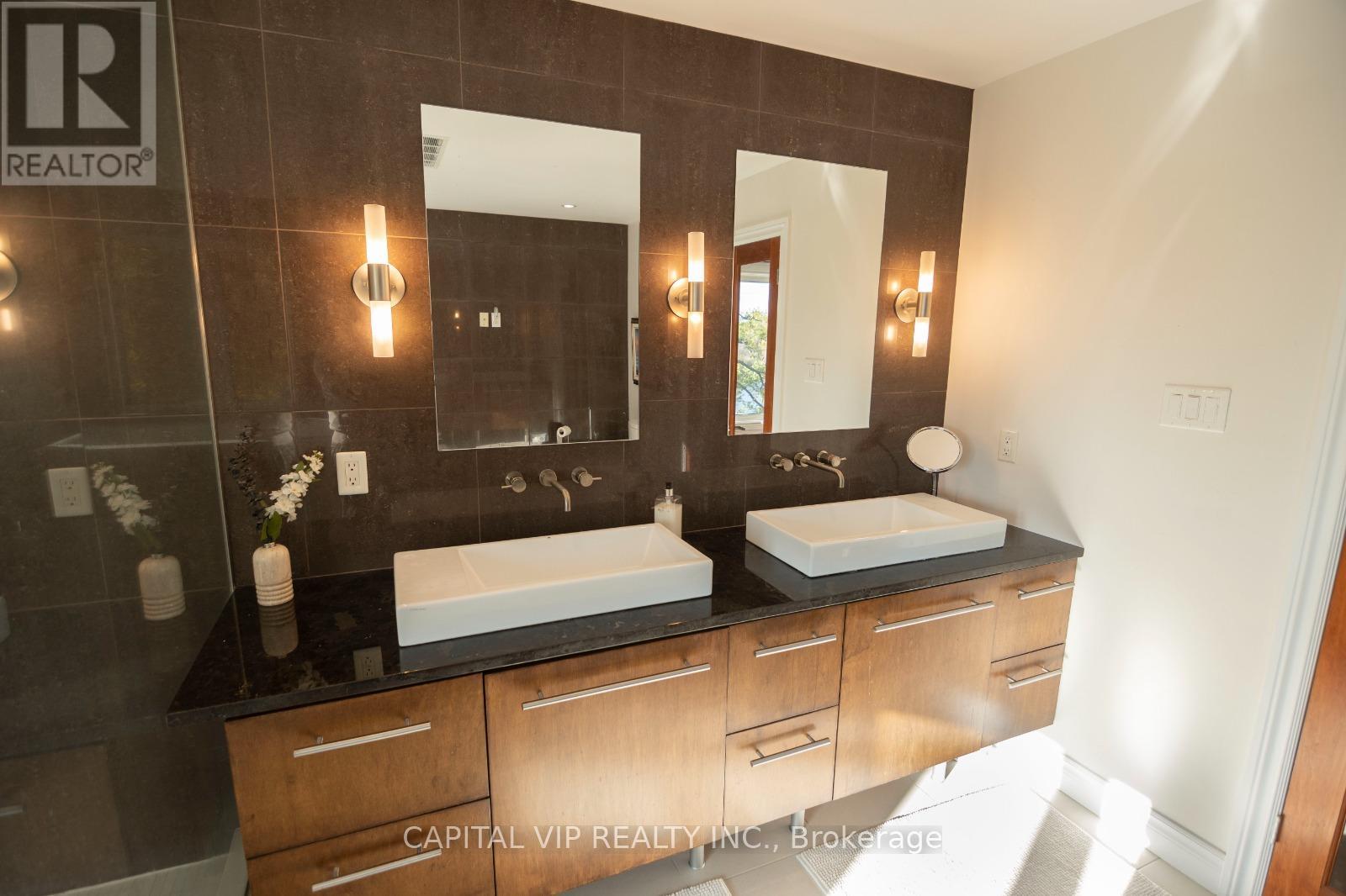 4 Wellsmere Court E, Ottawa, Ontario  K2E 8C2 - Photo 21 - X13073406