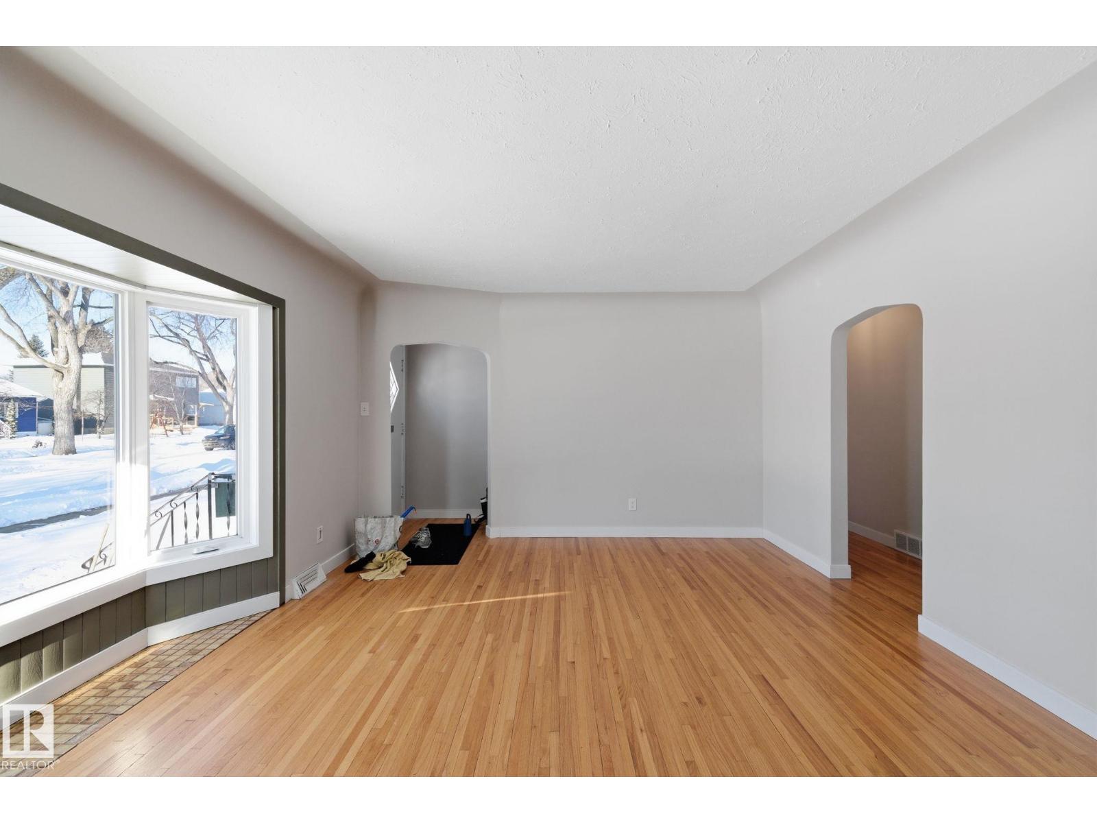 12225 134 St NW, Edmonton, Alberta  T5L 1T8 - Photo 6 - E4476227