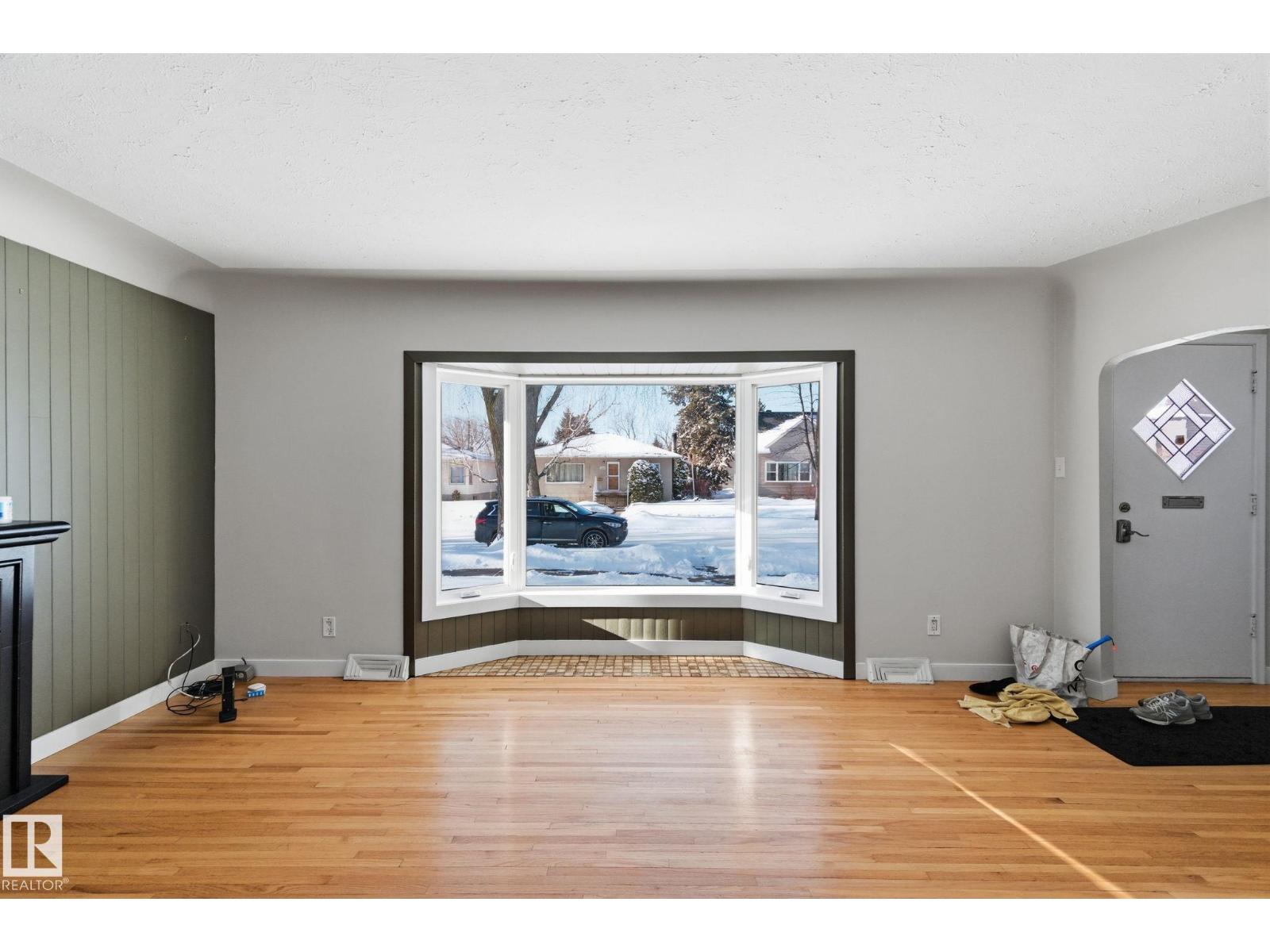 12225 134 St NW, Edmonton, Alberta  T5L 1T8 - Photo 5 - E4476227