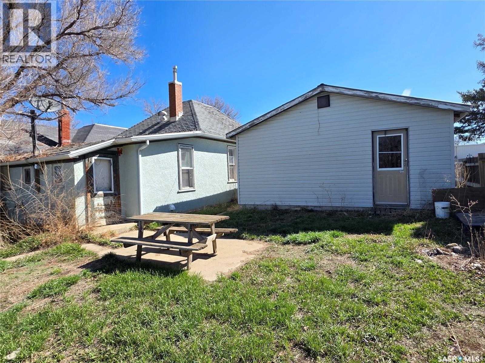 2470 Proton Avenue, Gull Lake, Saskatchewan  S0N 1A0 - Photo 25 - SK034653