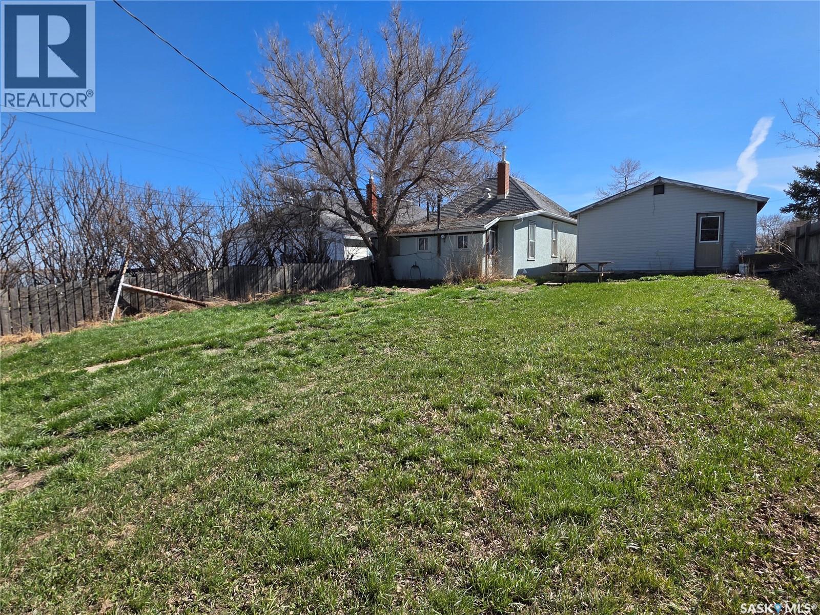 2470 Proton Avenue, Gull Lake, Saskatchewan  S0N 1A0 - Photo 26 - SK034653