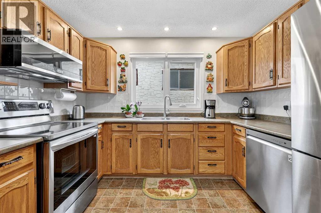 1415 108 Avenue SW, Calgary, Alberta  T2W 0C6 - Photo 15 - A2303870