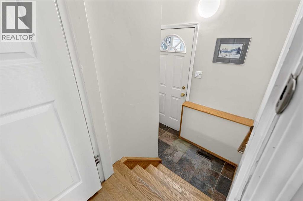 1415 108 Avenue SW, Calgary, Alberta  T2W 0C6 - Photo 25 - A2303870