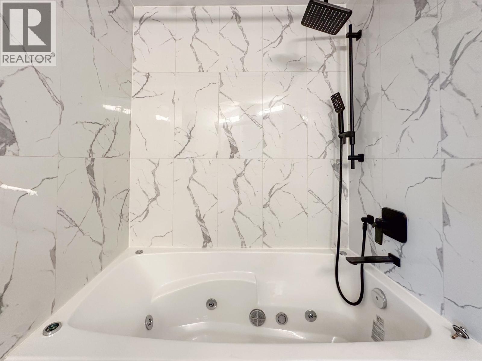 307 3132 Dayanee Springs Boulevard, Coquitlam, British Columbia  V3E 0B5 - Photo 22 - R3118206