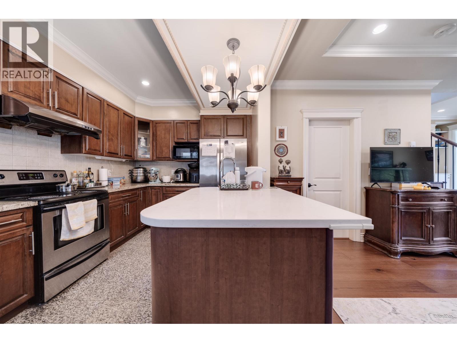 8455 Fremlin Street, Vancouver, British Columbia  V6P 3X1 - Photo 10 - R3118513