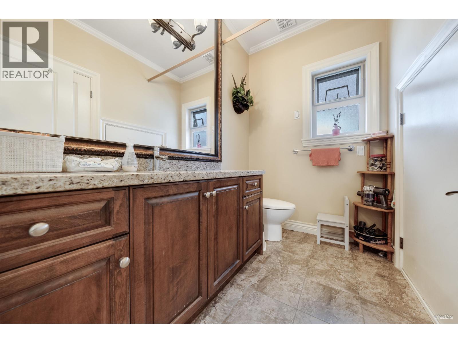 8455 Fremlin Street, Vancouver, British Columbia  V6P 3X1 - Photo 16 - R3118513