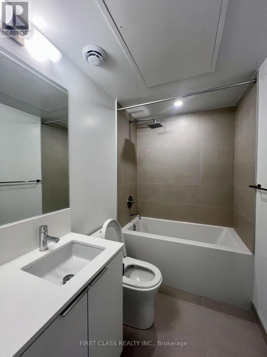 1807 - 8 Wellesley Street W, Toronto (Bay Street Corridor), Ontario  M4Y 0J5 - Photo 10 - C13073472