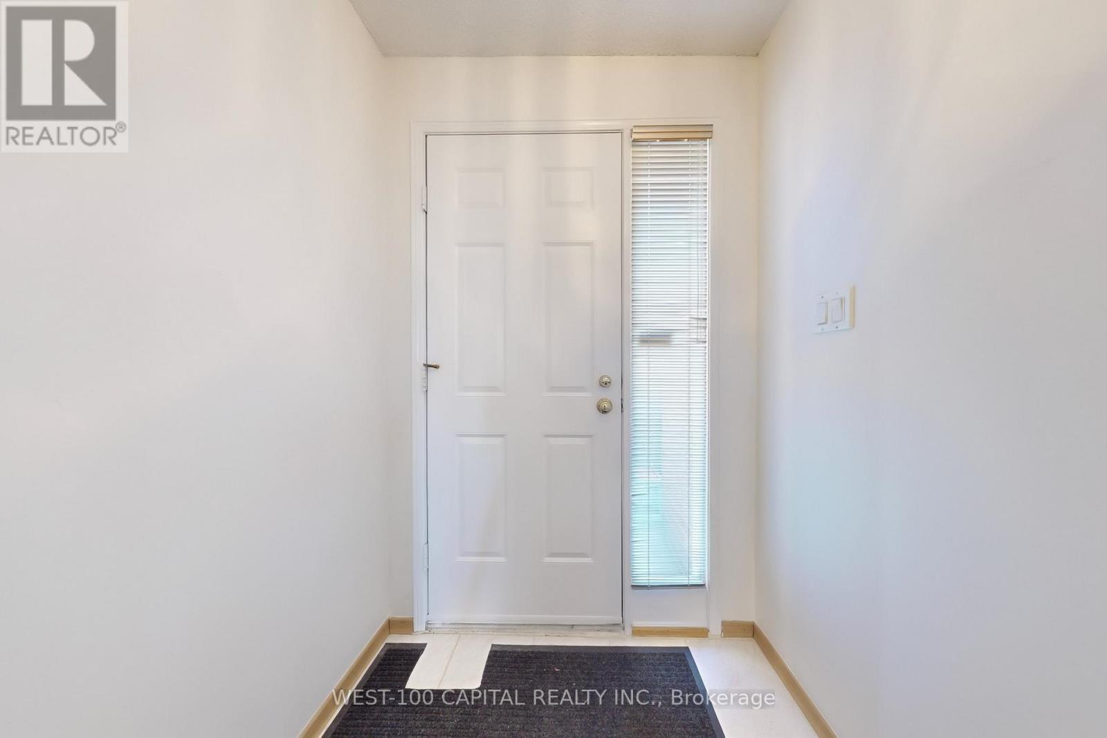 30 Wintermute Boulevard, Toronto (Steeles), Ontario  M1W 3M6 - Photo 3 - E13073480