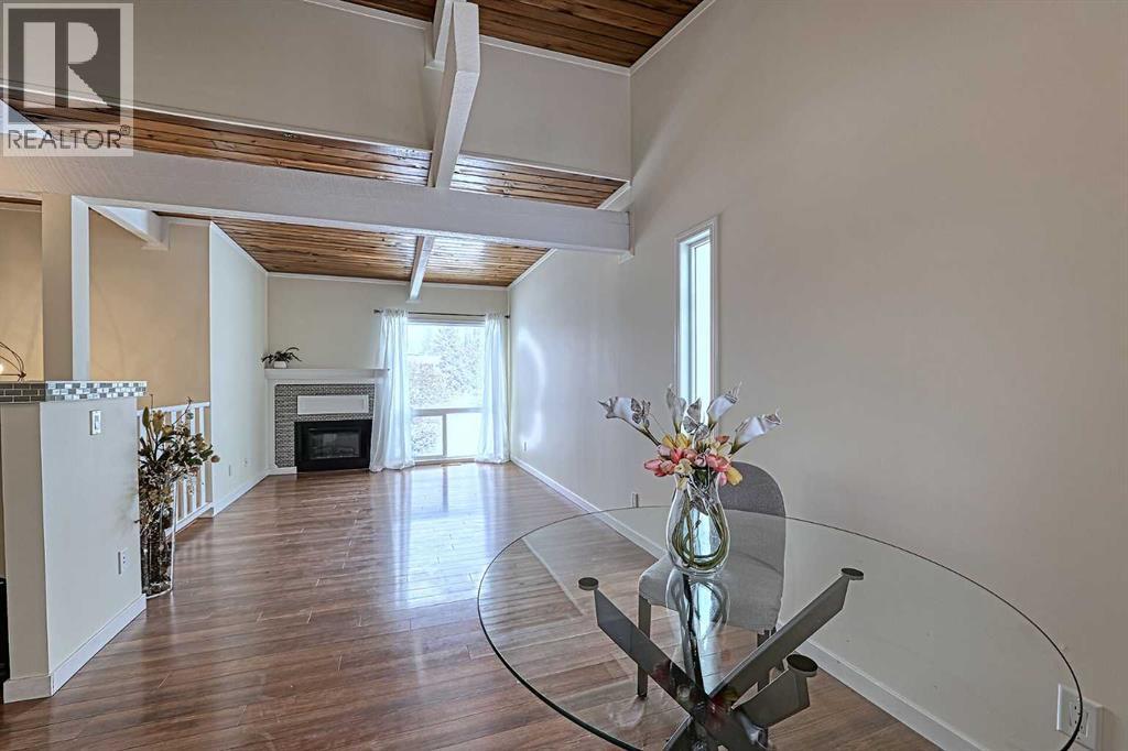 9930 26 Street SW, Calgary, Alberta  T2V 4E9 - Photo 9 - A2297671