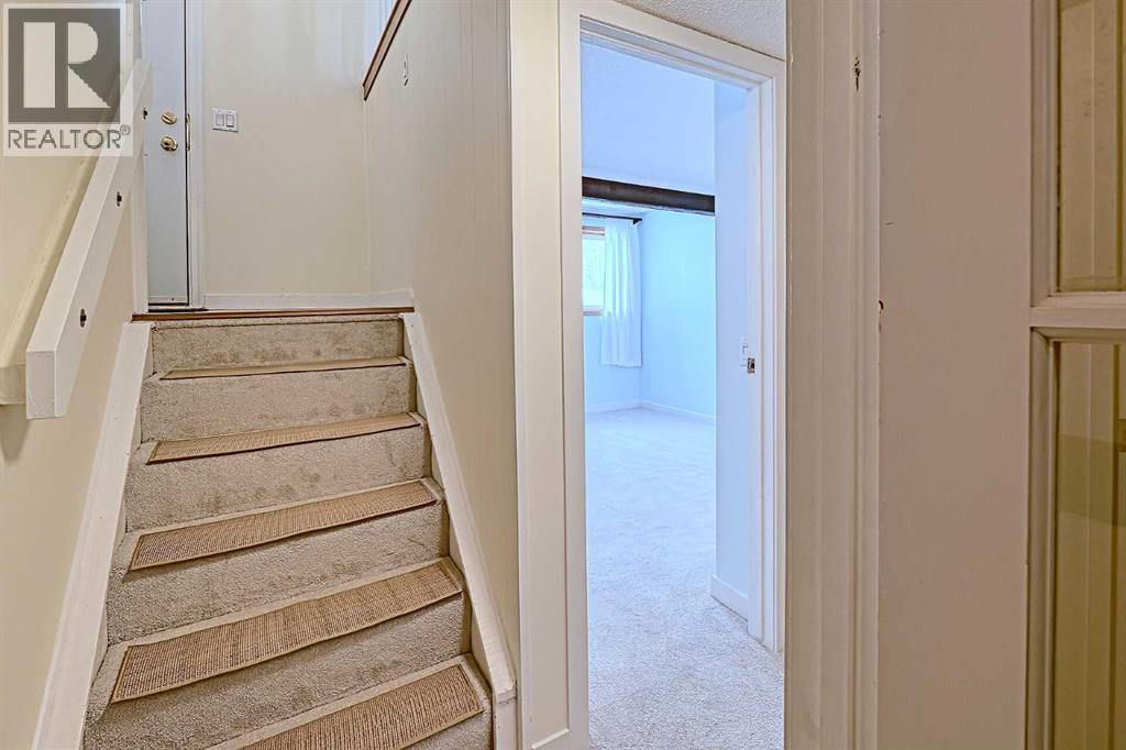9930 26 Street SW, Calgary, Alberta  T2V 4E9 - Photo 17 - A2297671