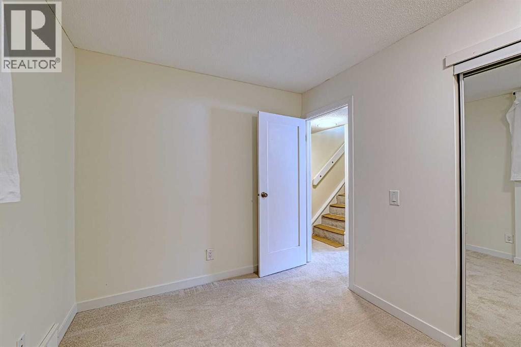 9930 26 Street SW, Calgary, Alberta  T2V 4E9 - Photo 21 - A2297671