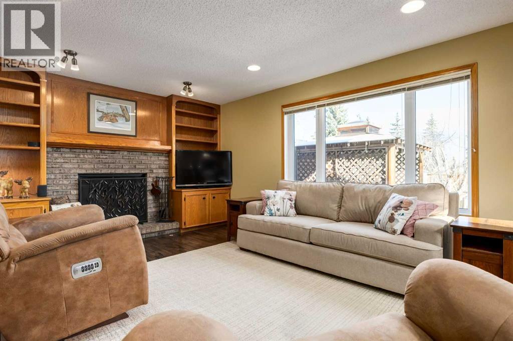 1288 Sunvista Way SE, Calgary, Alberta  T2X 3G3 - Photo 11 - A2305807