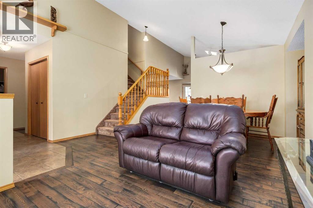 1288 Sunvista Way SE, Calgary, Alberta  T2X 3G3 - Photo 16 - A2305807
