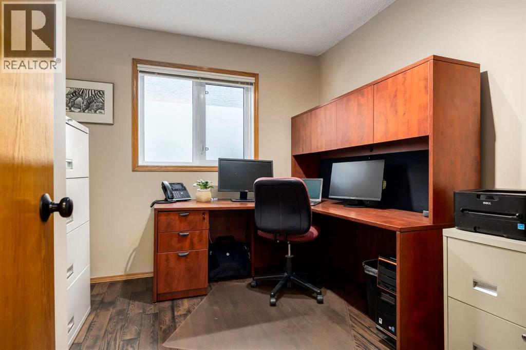 1288 Sunvista Way SE, Calgary, Alberta  T2X 3G3 - Photo 18 - A2305807