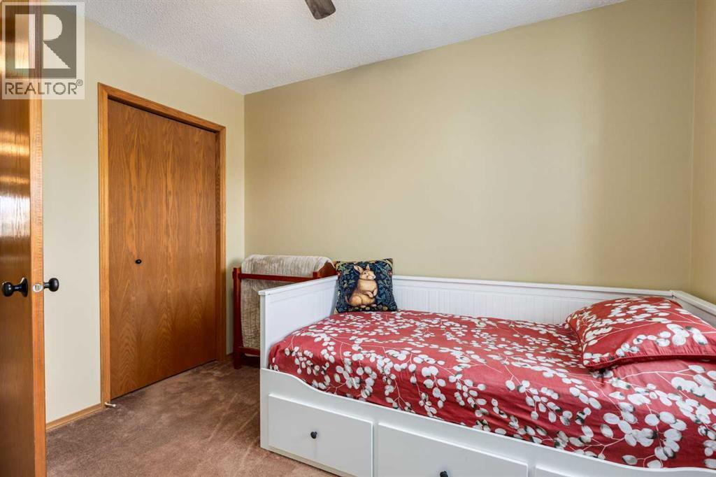 1288 Sunvista Way SE, Calgary, Alberta  T2X 3G3 - Photo 29 - A2305807