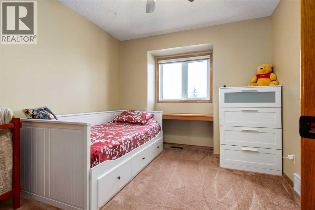 1288 Sunvista Way SE, Calgary, Alberta  T2X 3G3 - Photo 28 - A2305807