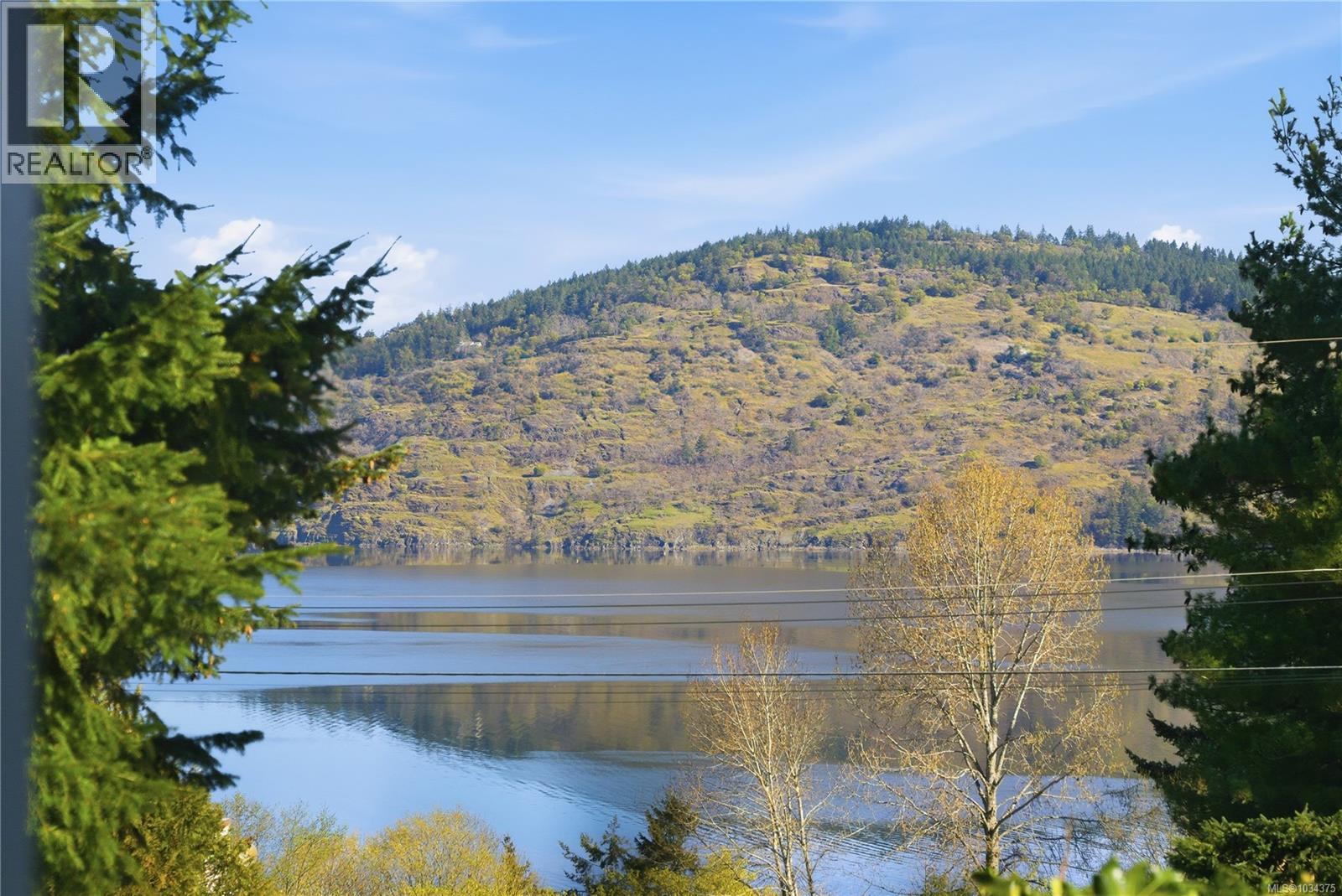 2994 Hillview Rd, Lantzville, British Columbia
