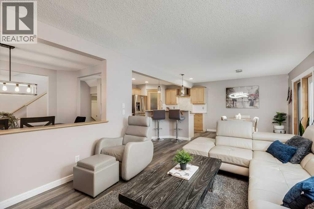 138 Sagewood Landing SW, Airdrie, Alberta  T4B 3N4 - Photo 8 - A2305758