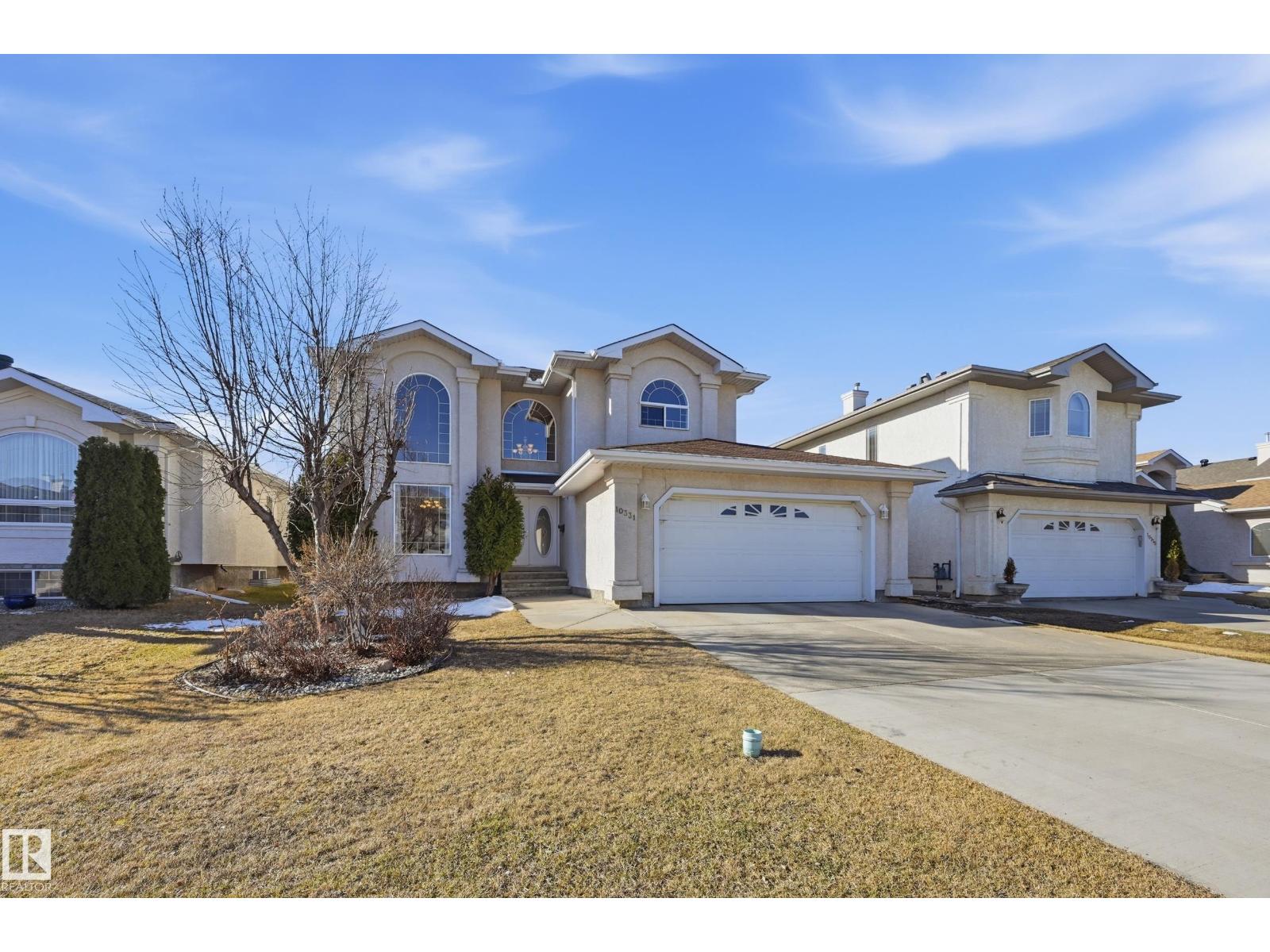 10331 156 Av Nw, Edmonton, Alberta  T5X 6B4 - Photo 2 - E4485396