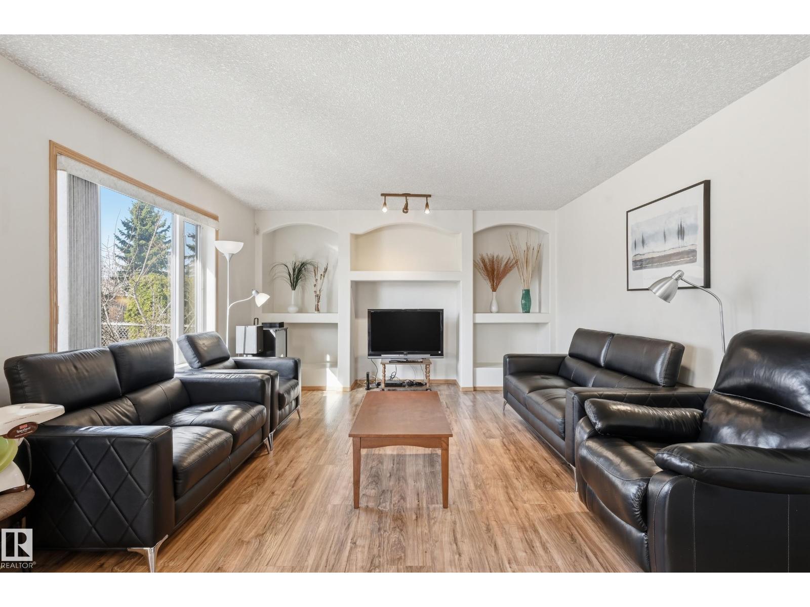 10331 156 Av Nw, Edmonton, Alberta  T5X 6B4 - Photo 21 - E4485396