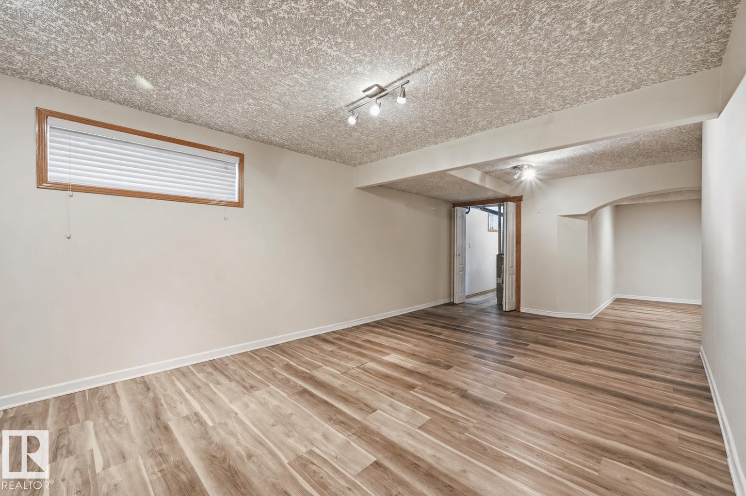 10331 156 Av Nw, Edmonton, Alberta  T5X 6B4 - Photo 40 - E4485396