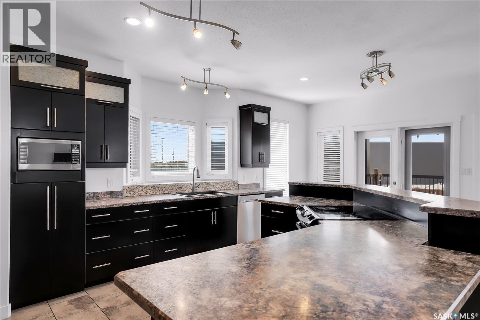 208 O' Meara Court, Warman, Saskatchewan  S0K 4S1 - Photo 18 - SK034357