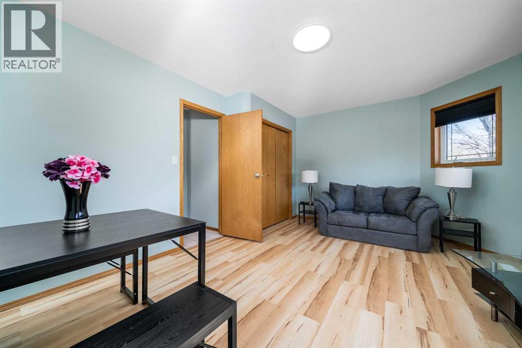 167 3 Street NE, Medicine Hat, Alberta  T1A 5M2 - Photo 25 - A2303364