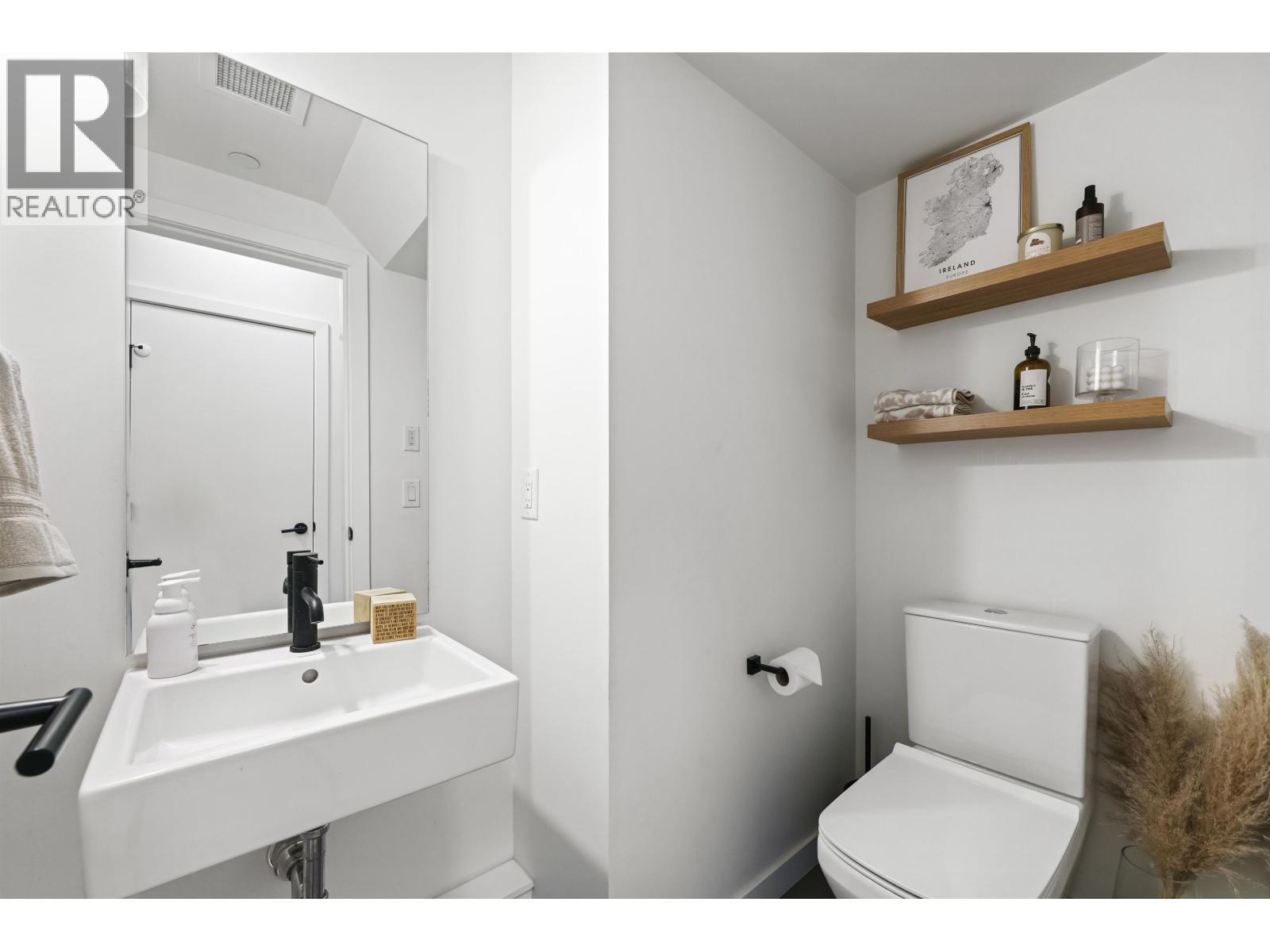 7 533 E 3rd Street, North Vancouver, British Columbia  V7L 1G4 - Photo 12 - R3117650