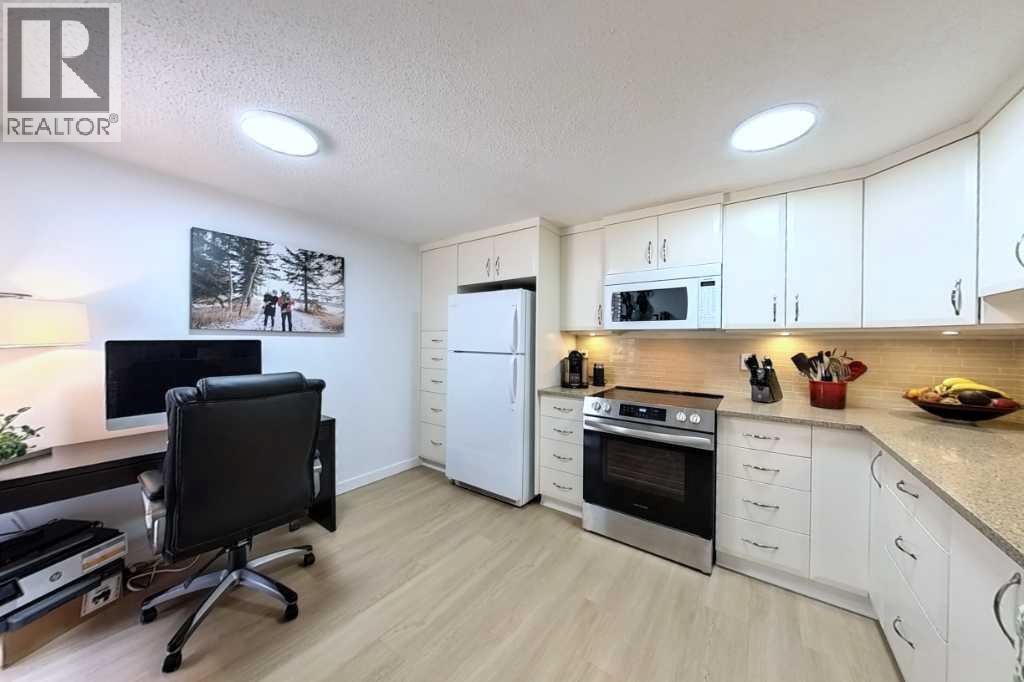 425, 3131 63 Avenue Sw, Calgary, Alberta  T3E 6N4 - Photo 6 - A2307246