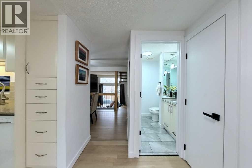 425, 3131 63 Avenue Sw, Calgary, Alberta  T3E 6N4 - Photo 8 - A2307246